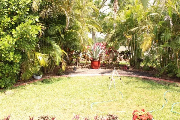 $1,995 | 7537 Preserves Court, Sarasota, FL 34243