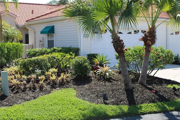 $1,995 | 7537 Preserves Court, Sarasota, FL 34243