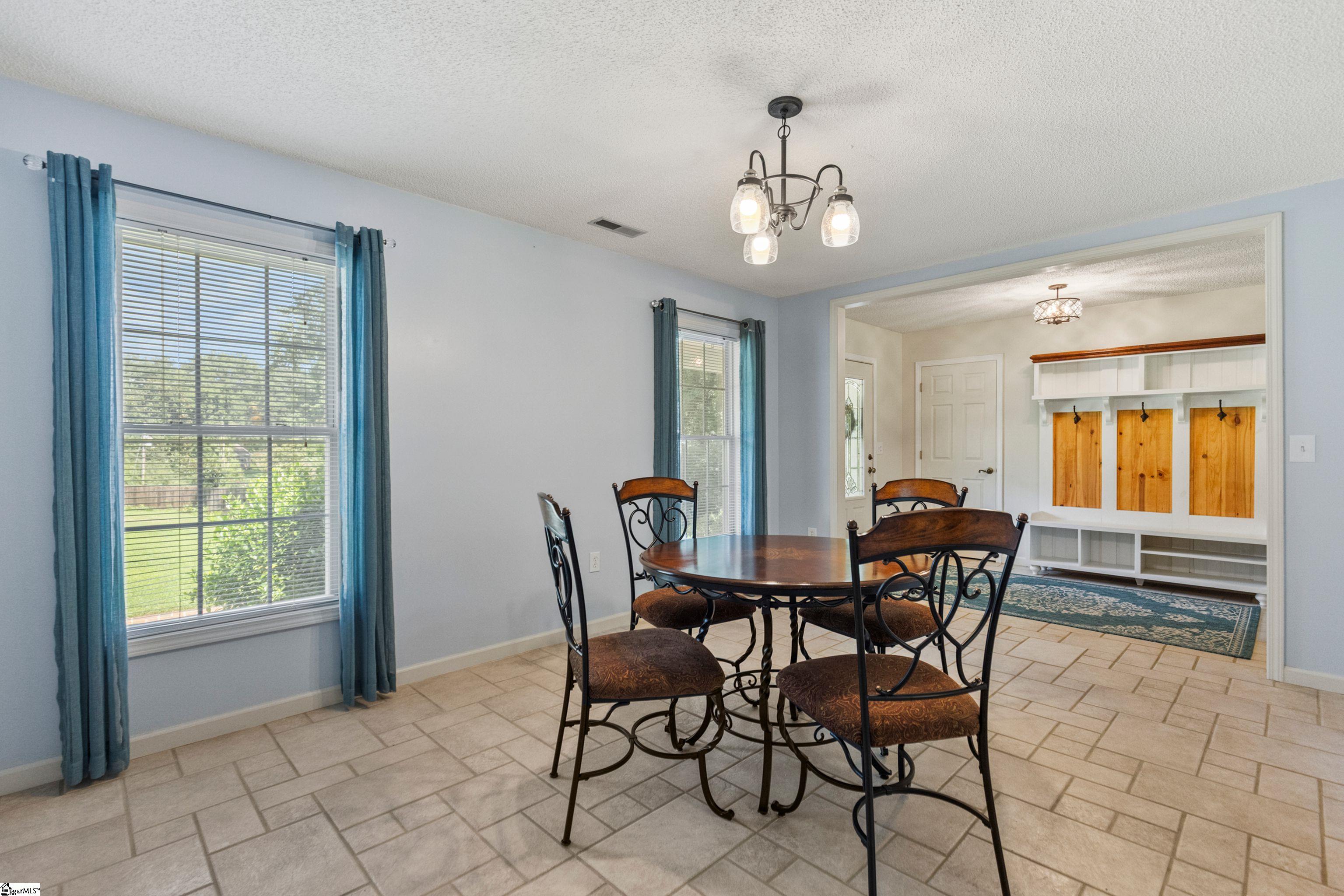 115 Heathwood Road Easley, SC 29640 - Photo 14 of 46