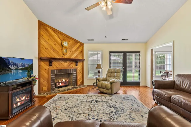 $658,900 | 115 Heathwood Road, Easley, SC 29640