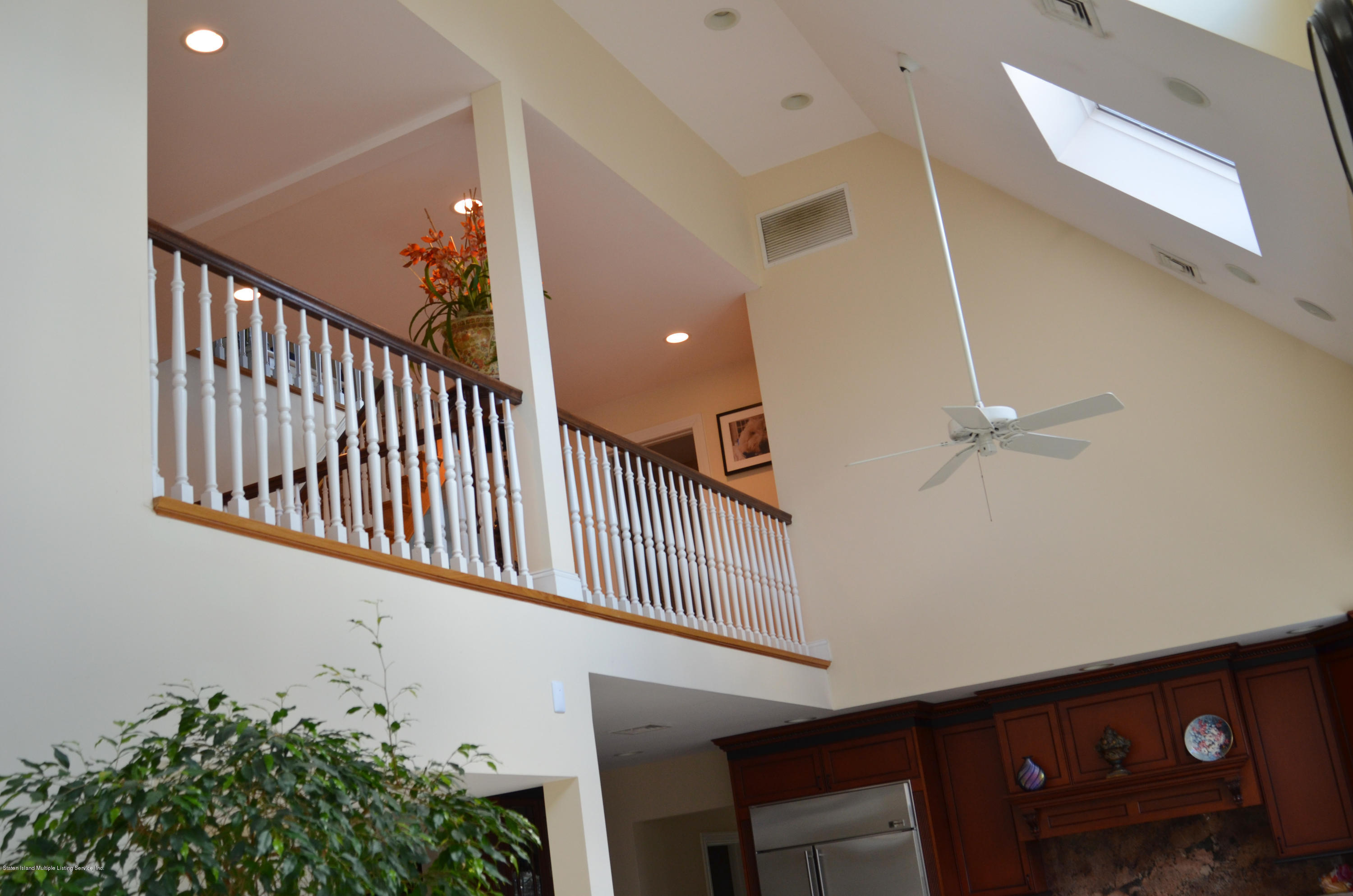 3 Silver Beech Road Staten Island, NY 10301 - Photo 38 of 67 loft