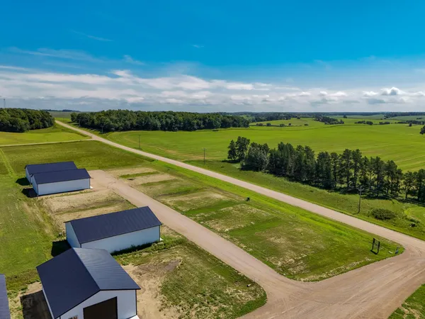 $18,900 | 37577 470th Street, Unit 21, Frazee, MN 56544