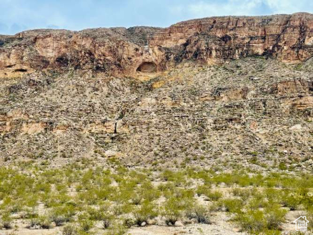 3391 South 850 West Hurricane, UT 84737 - Photo 1 of 16 View of mountain backdrop