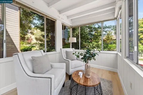$578,800 | 3410 Tice Creek Drive, Unit 2, Walnut Creek, CA 94595