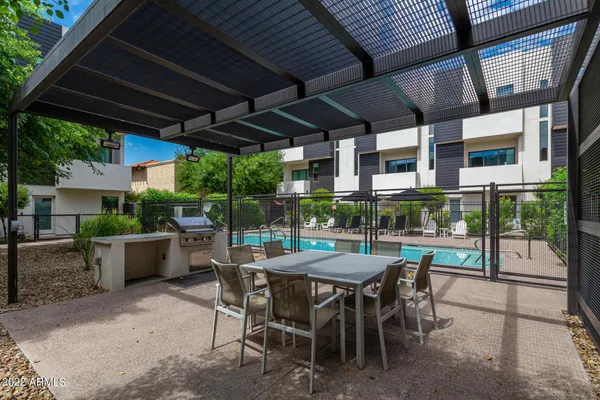 $3,150 | 325 East Coronado Road, Unit 16, Phoenix, AZ 85004