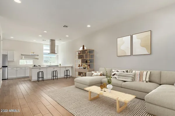 $3,150 | 325 East Coronado Road, Unit 16, Phoenix, AZ 85004