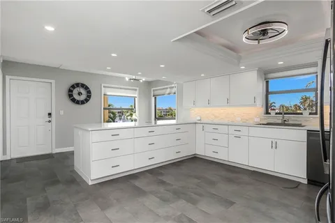 $710,000 | 1903 Southeast 40th Terrace, Unit 104, Cape Coral, FL 33904