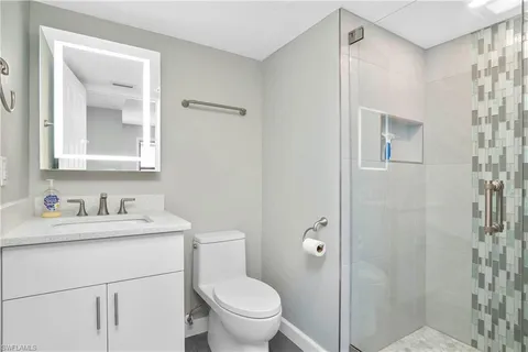 $710,000 | 1903 Southeast 40th Terrace, Unit 104, Cape Coral, FL 33904