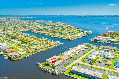 $710,000 | 1903 Southeast 40th Terrace, Unit 104, Cape Coral, FL 33904