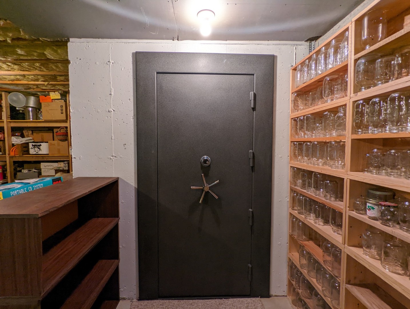 8597 East Winneshiek Road Ridott, IL 61067 - Photo 12 of 49 a close view of closet