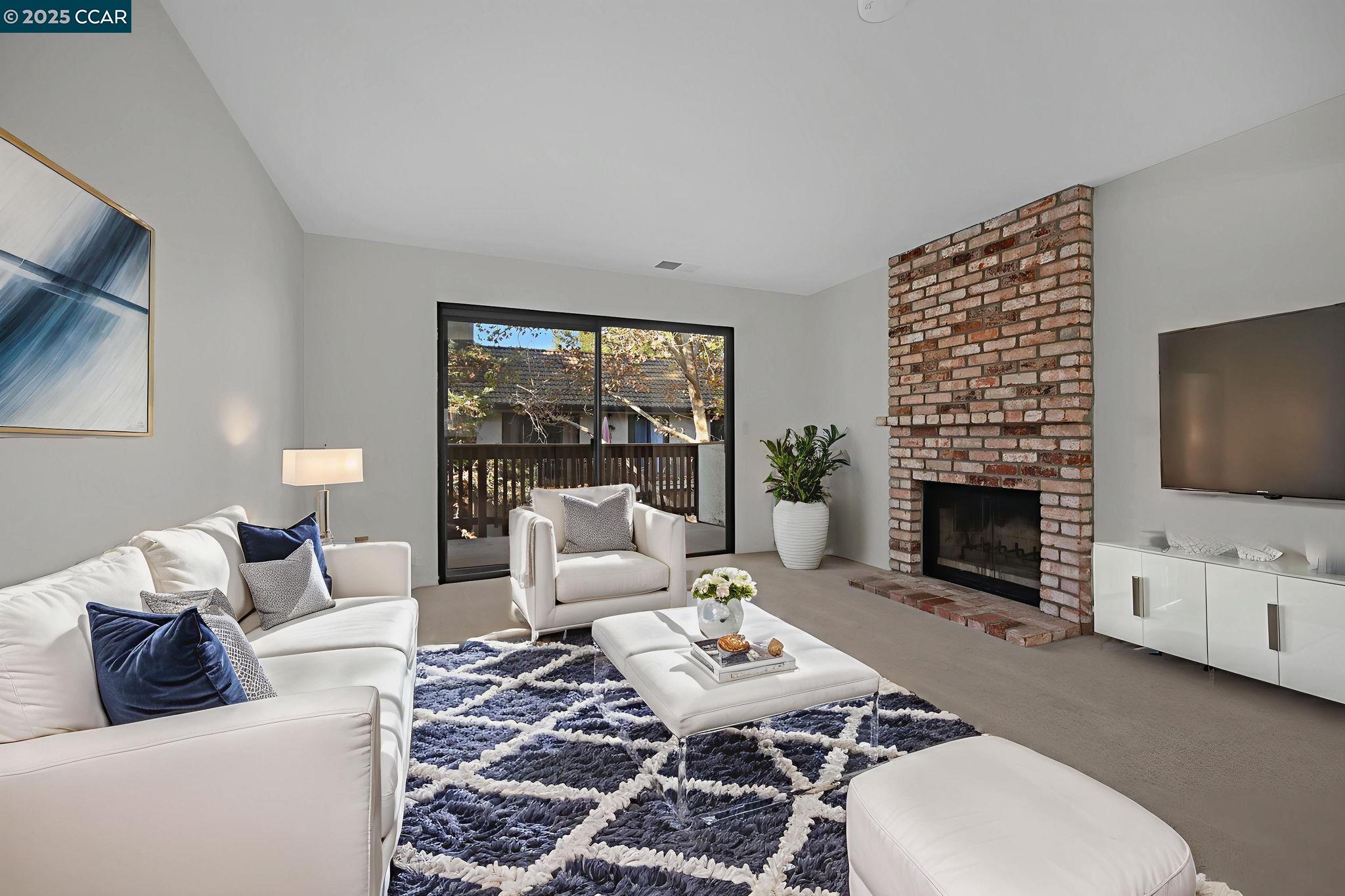 2055 Sierra Road, Unit 82 Concord, CA 94518 - Photo 1 of 25