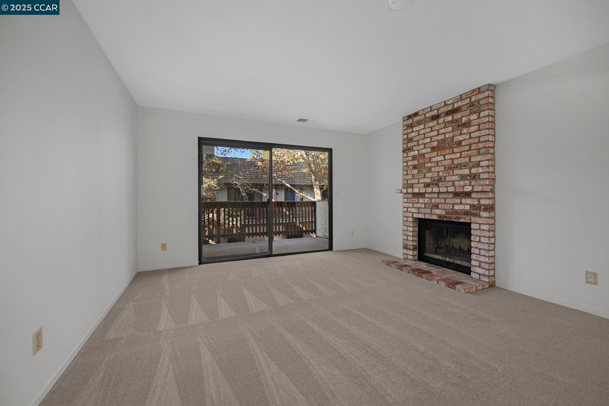 2055 Sierra Road, Unit 82 Concord, CA 94518 - Photo 2 of 25