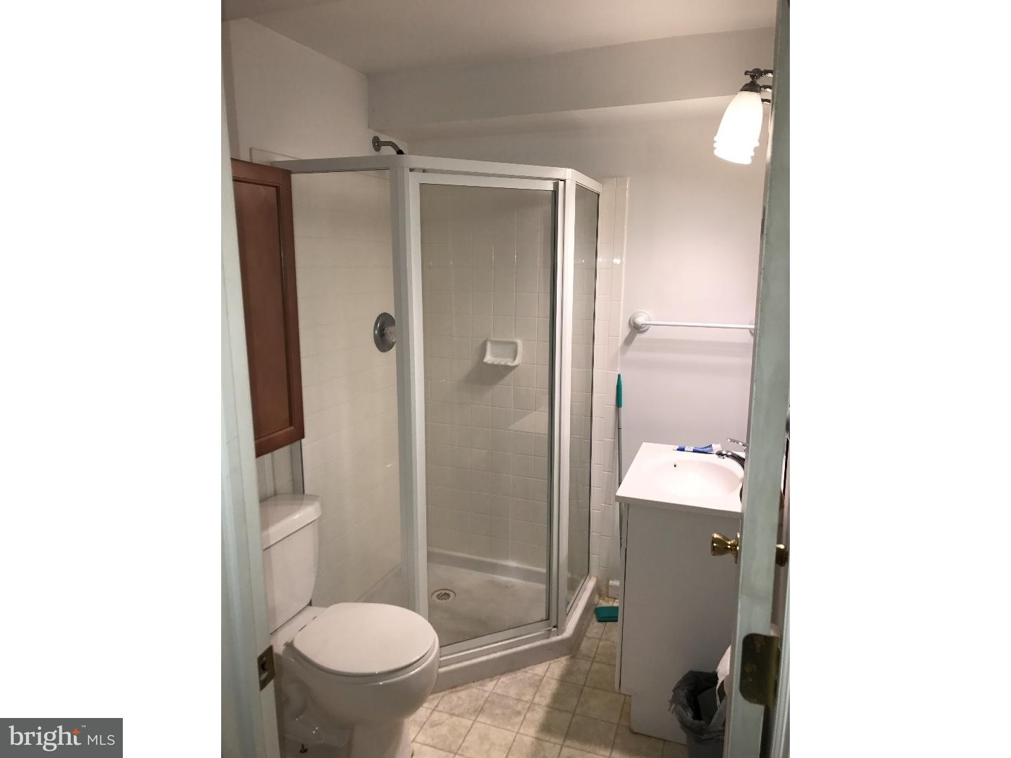 9211-13 State Rd. Philadelphia, PA 19114 - Photo 15 of 21 Bathroom