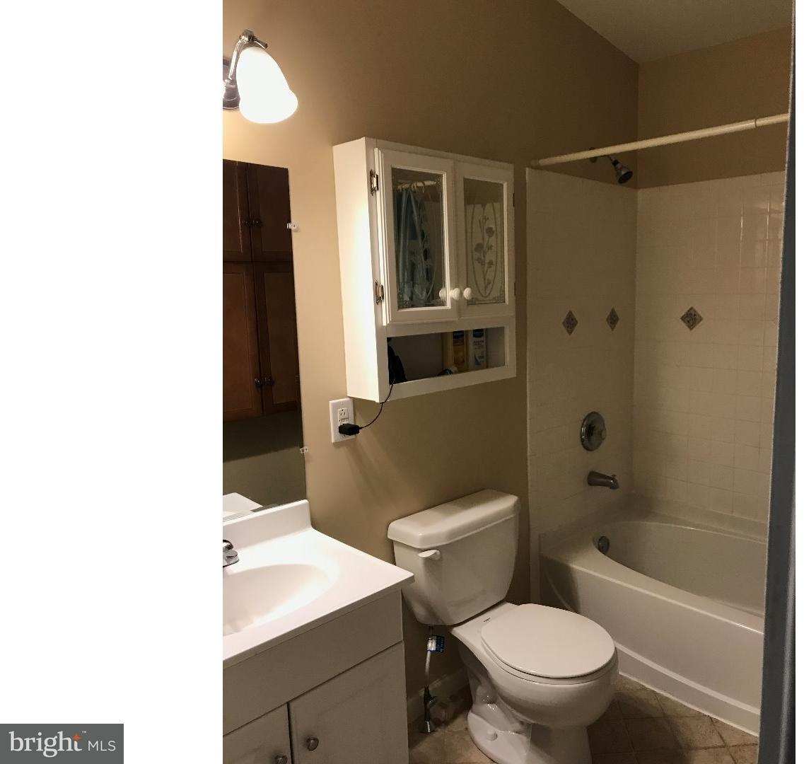 9211-13 State Rd. Philadelphia, PA 19114 - Photo 8 of 21 Bathroom