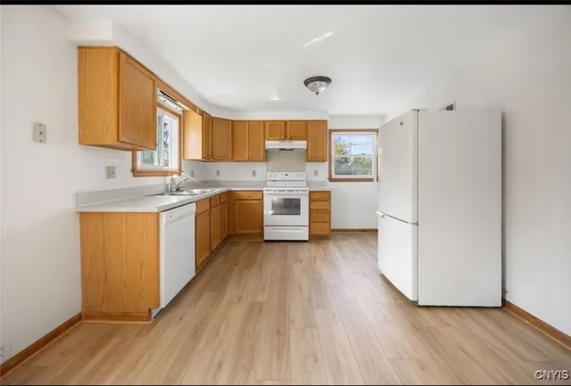 $1,750 | 5696 Caughdenoy Road, Clay, NY 13039