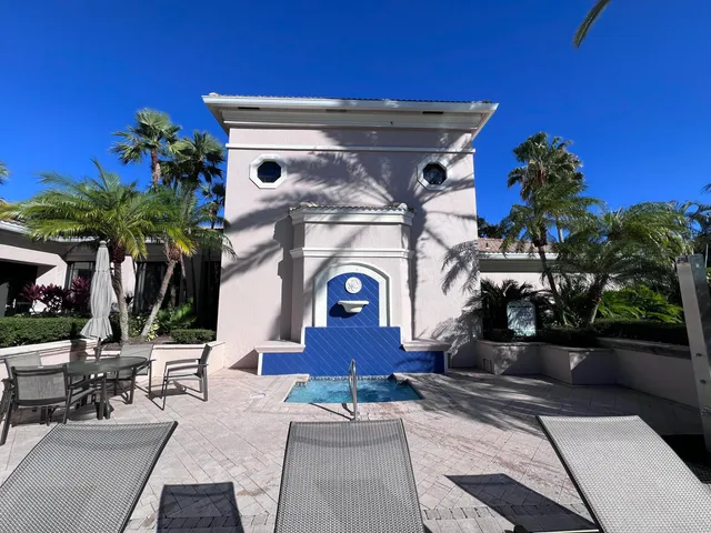 $2,000 | 3018 Alcazar Place, Unit 307, Palm Beach Gardens, FL 33410