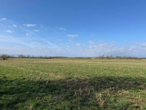 $318,000 | 5.3 M/l Acres Palmer, Lake Geneva, WI 53147