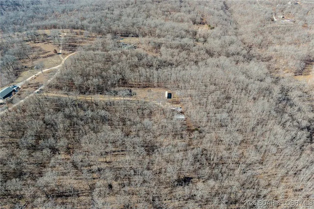 $129,900 | 309 Smokey Hills Road, Camdenton, MO 65020