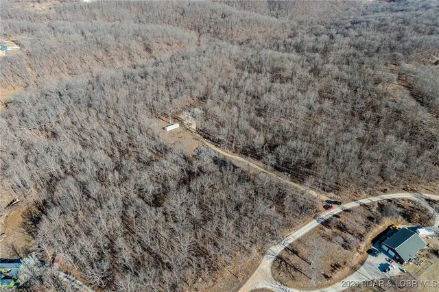 $129,900 | 309 Smokey Hills Road, Camdenton, MO 65020