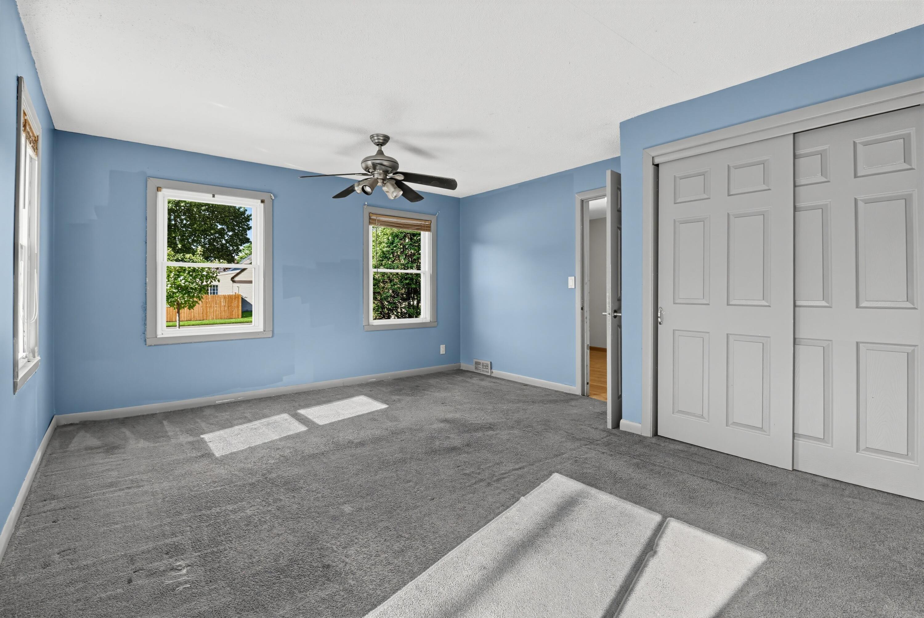 2605 James Boulevard Racine, WI 53403 - Photo 13 of 21 16_2605_James_Boulevard-Bedroom-6005