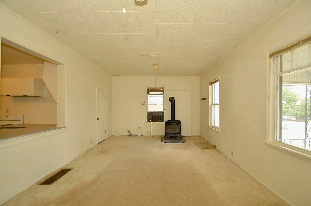 904 4th Street Cheney, WA 99004 - Photo 2 of 14