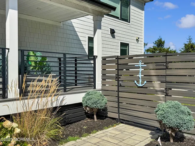 a view of a bench in the balcony