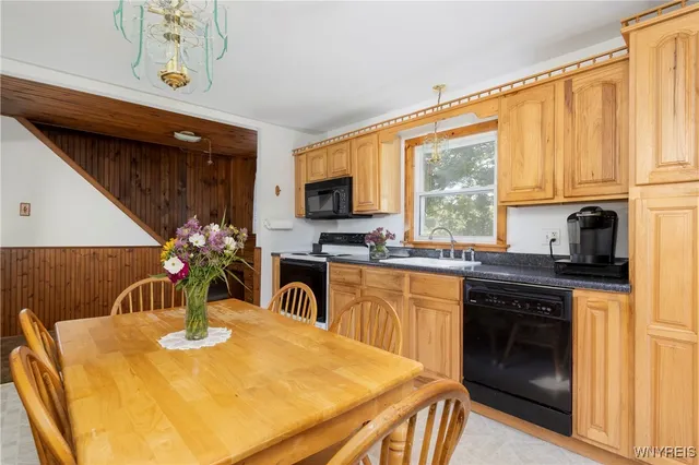 $249,900 | 8919 State Road, Colden, NY 14033