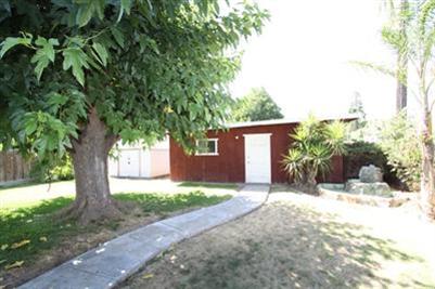 2225 11th Street Reedley, CA 93654 - Photo 12 of 14