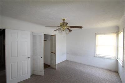 2225 11th Street Reedley, CA 93654 - Photo 4 of 14