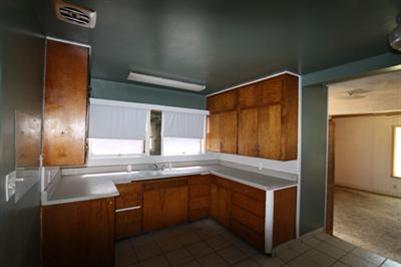 2225 11th Street Reedley, CA 93654 - Photo 9 of 14