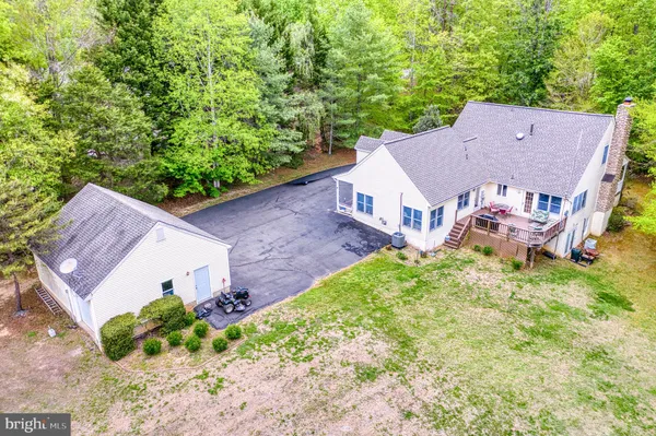 $575,000 | 2356 Wildwood Circle, Amissville, VA 20106
