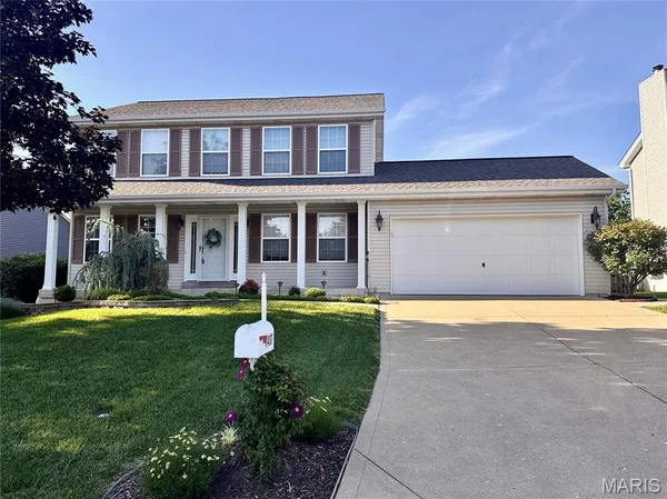 $435,000 | 7437 Little Oaks Drive, O'Fallon, MO 63368
