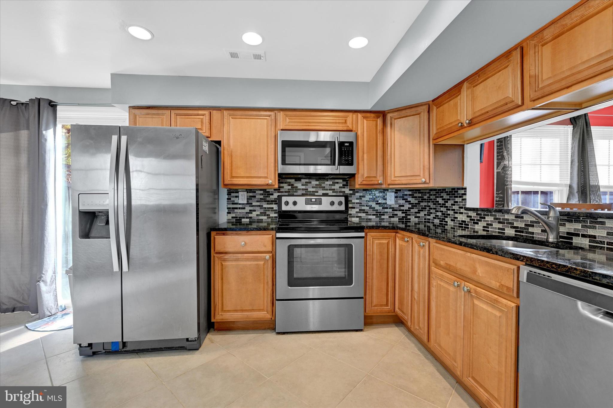 8646 Heathermill Road Nottingham, MD 21236 - Photo 12 of 27 Gallery Image 12