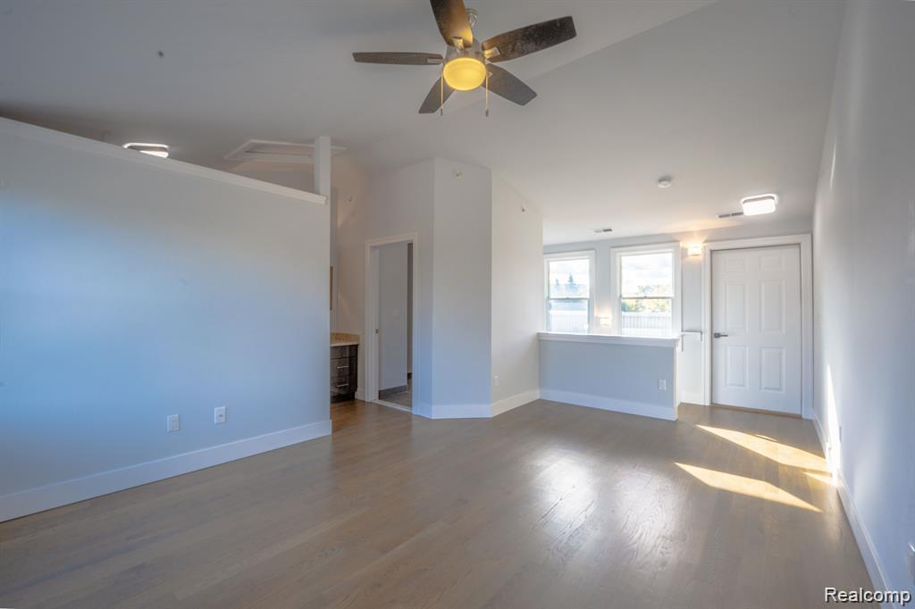 622 West Eleven Mile Road Royal Oak, MI 48067 - Photo 10 of 19