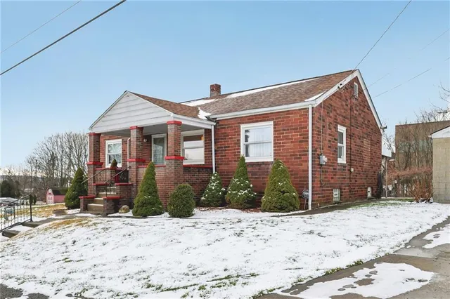 $199,900 | 1111 Crowe Street, New Castle, PA 16101