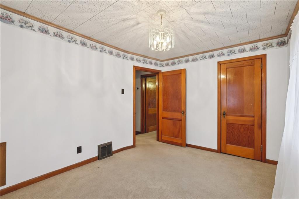 1111 Crowe Street New Castle, PA 16101 - Photo 22 of 42