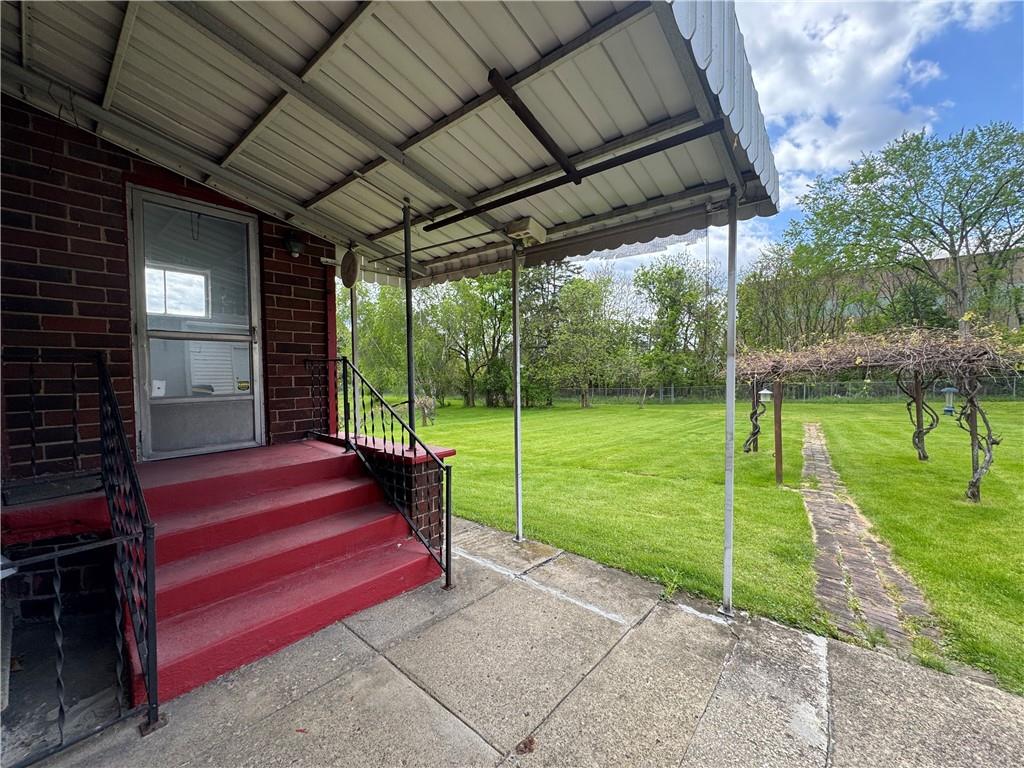 1111 Crowe Street New Castle, PA 16101 - Photo 31 of 37