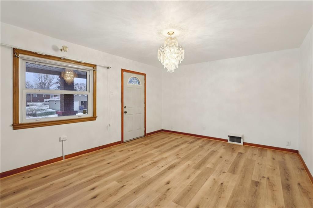 1111 Crowe Street New Castle, PA 16101 - Photo 8 of 42