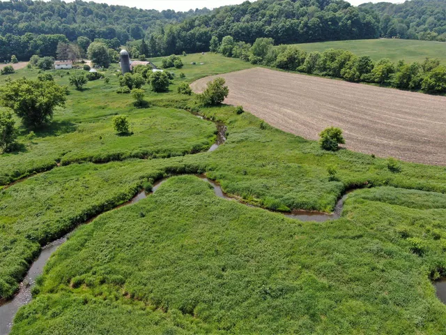 $1,000,000 | S4890 Pine Avenue, Hillsboro, WI 54634