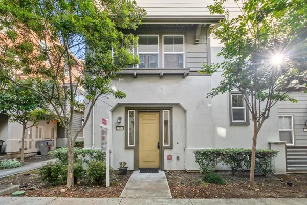 $898,000 | 2104 Vincenzo Walkway, San Jose, CA 95133