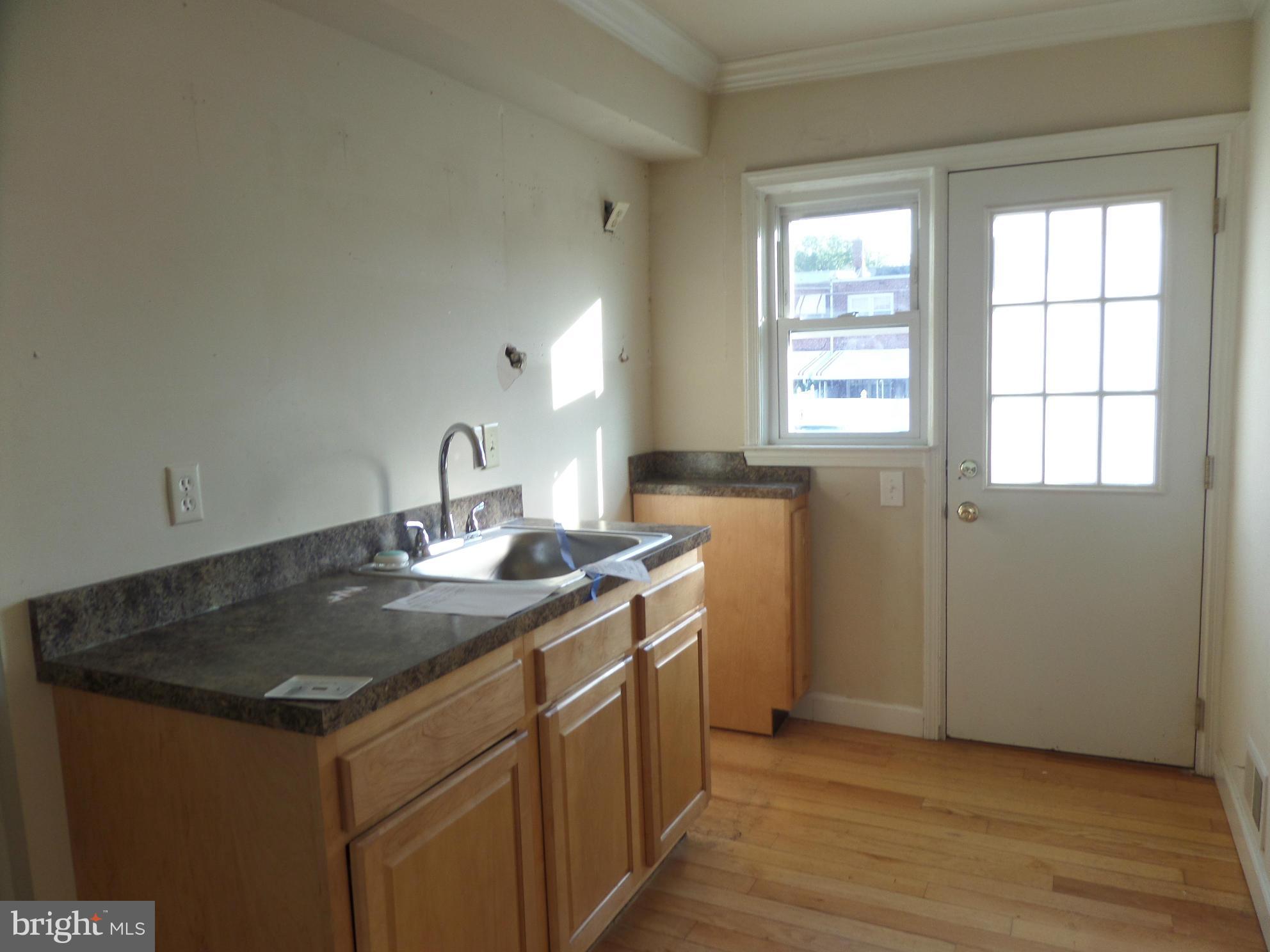 116 Kingston Road Middle River, MD 21220 - Photo 4 of 14 Kitchen