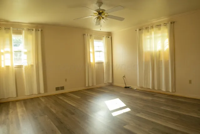 $239,000 | 307 East Linda Drive, Pampa, TX 79065