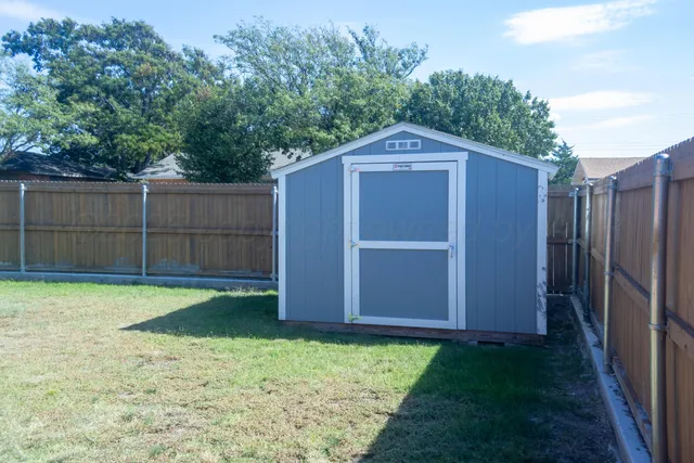 $239,000 | 307 East Linda Drive, Pampa, TX 79065