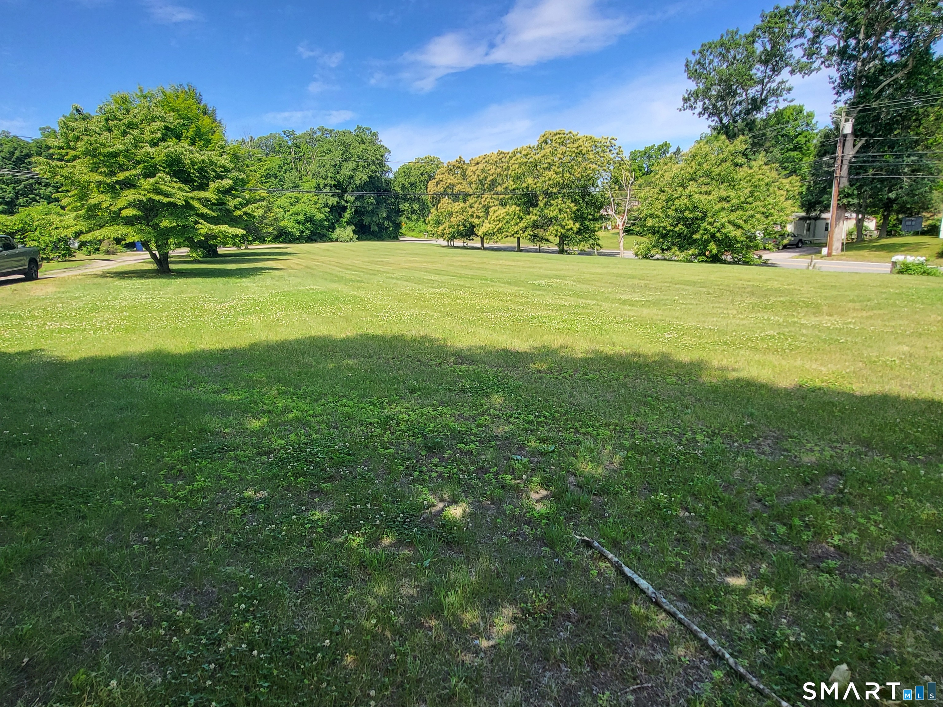 350 Chesterfield Road Montville, CT 06370 - Photo 4 of 17