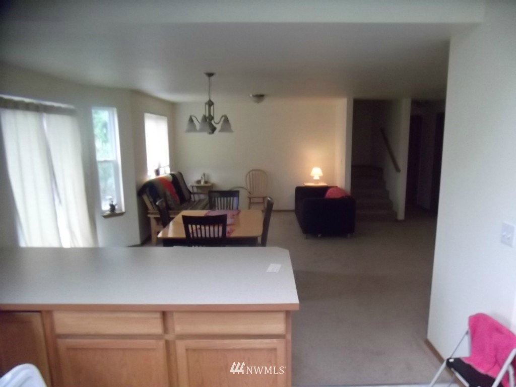 18145 No Name Lane Southwest Rochester, WA 98579 - Photo 6 of 13 Gallery Image 6