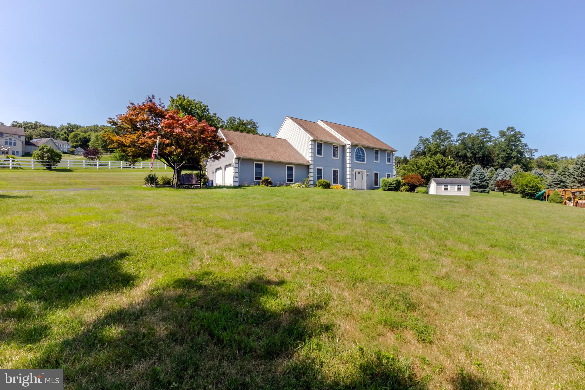 542 Hain Road Reading, PA 19608 - Photo 3 of 38