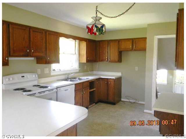 1238 Overbrook Road Richmond, VA 23220 - Photo 3 of 6 Gallery Image 3