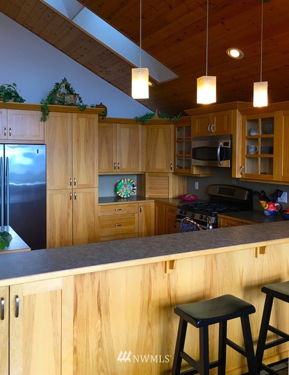 234 Island View Road Orcas Island, WA 98245 - Photo 7 of 10 Gallery Image 7