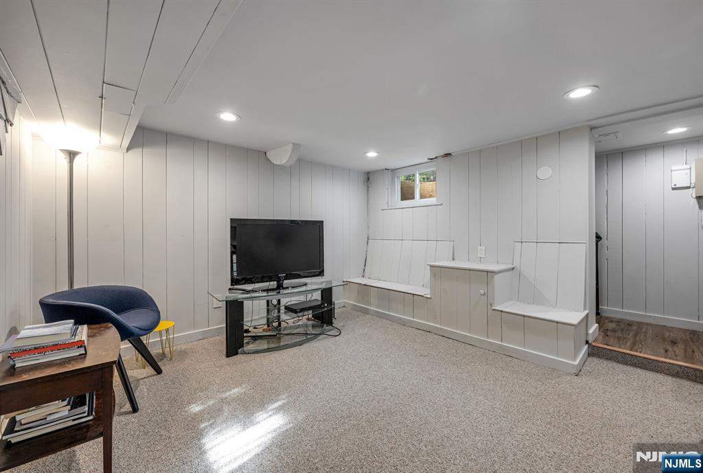 451 Bogert Avenue Ridgewood, NJ 07450 - Photo 28 of 33