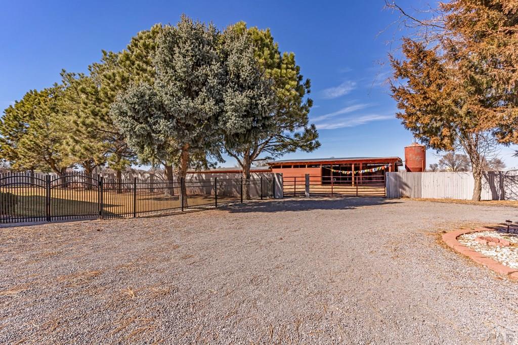 29765 Hillside Road Pueblo, CO 81006 - Photo 42 of 51 Gallery Image 42